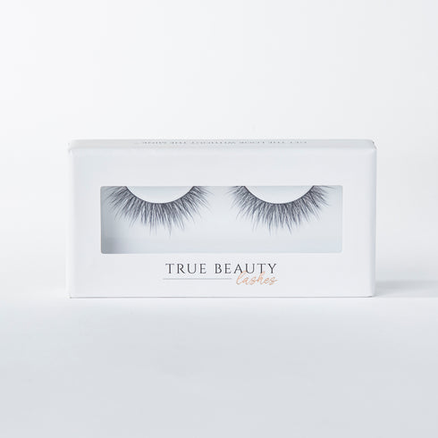 Making Moves Lash Style